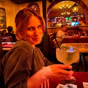 Meet your Posher, Celine